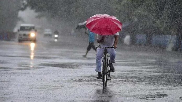 Heavy rains with gusty winds of 30 to 40 kmph are coming, when